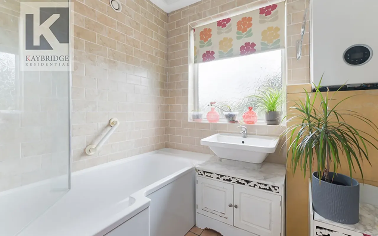 Riverholme Drive, Epsom, KT19, photo 12