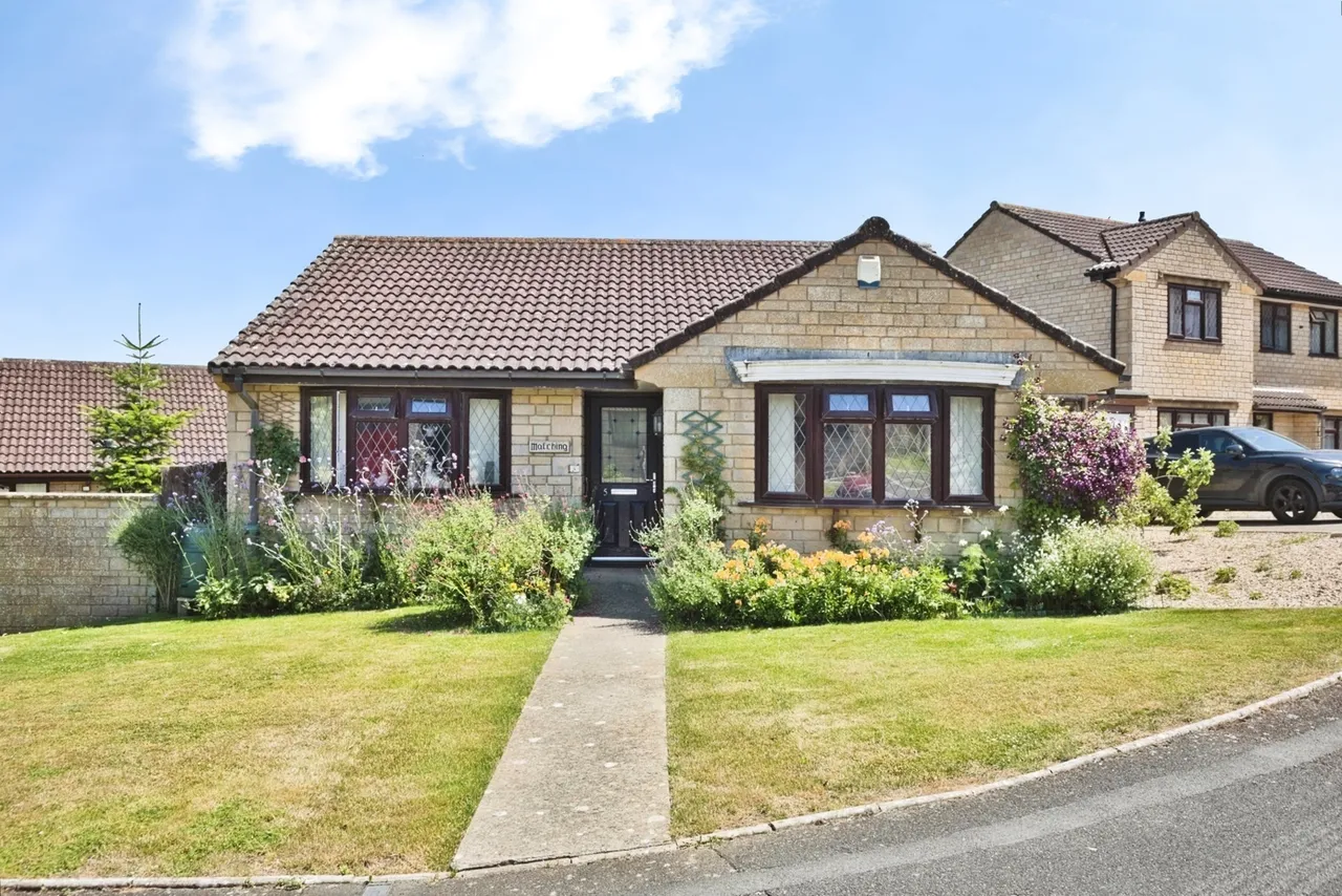 2 bed house for sale, Walscombe Close, Stoke-Sub-Hamdon, TA14