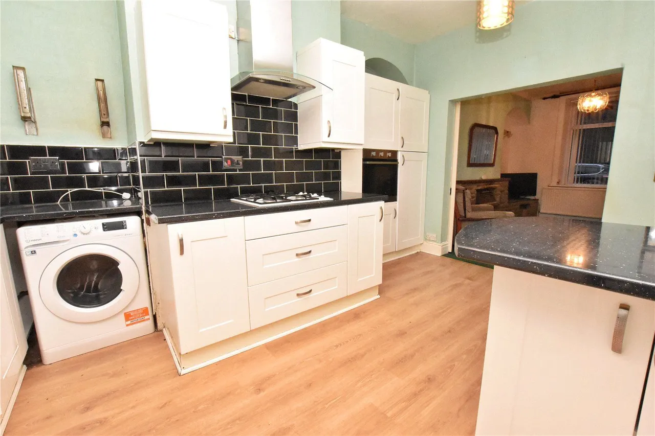 Dinting Vale, Glossop, SK13, photo 7