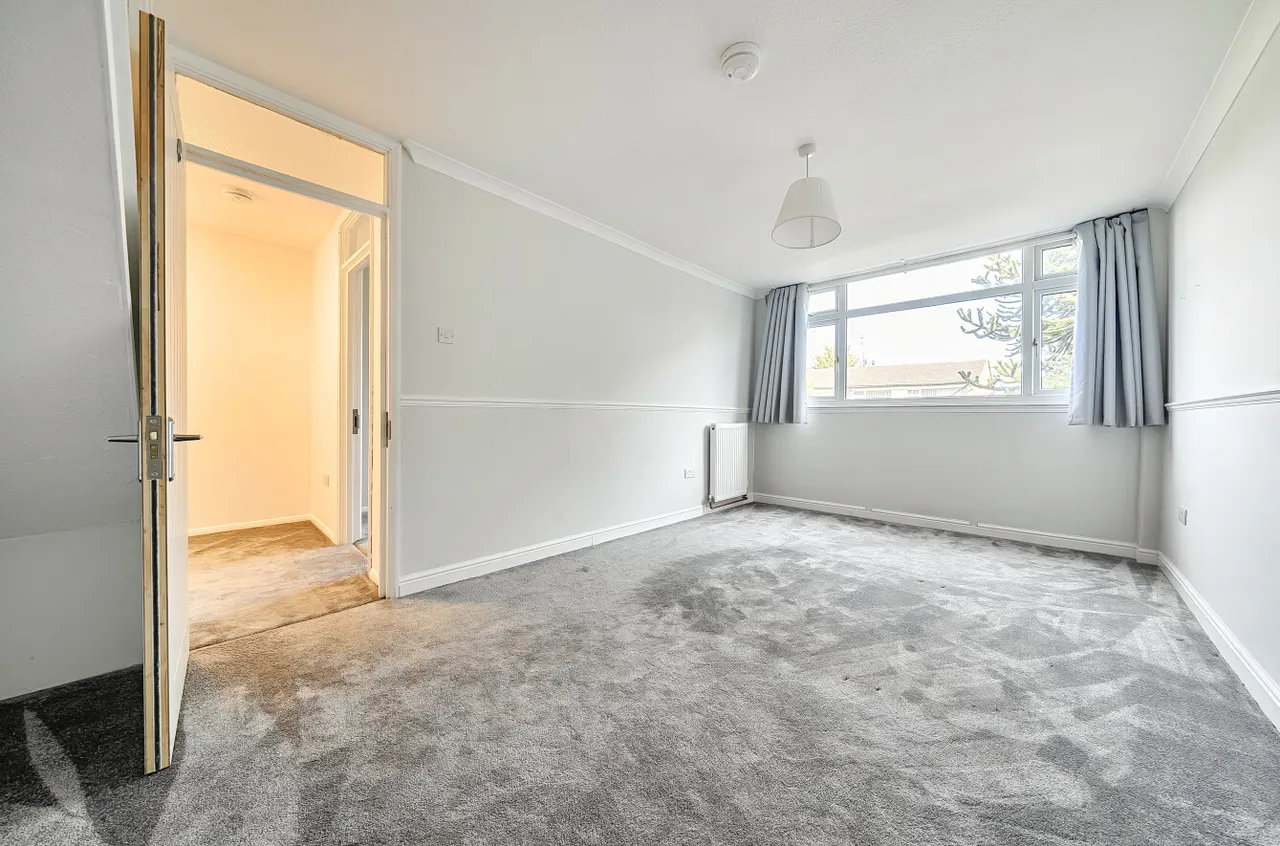 Mounts Road, Greenhithe, DA9, photo 13