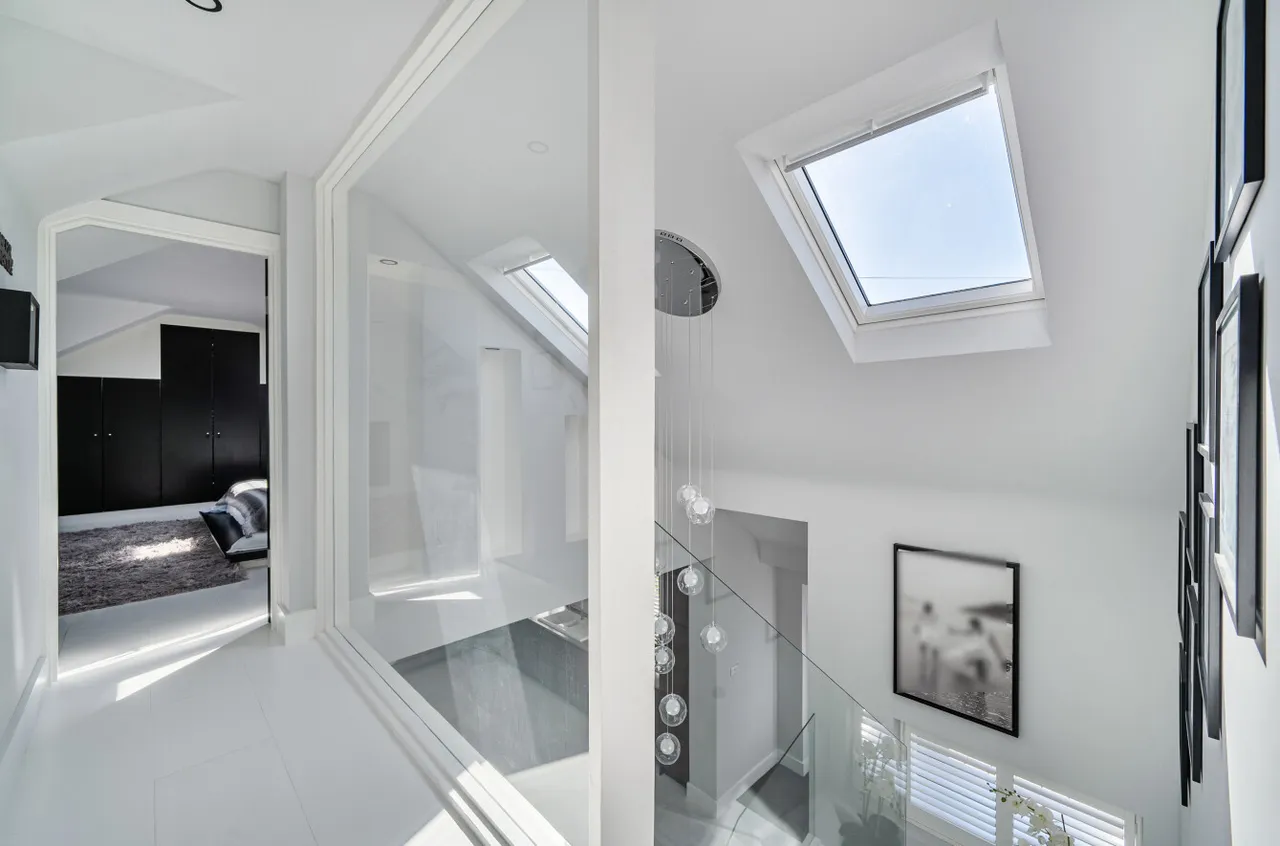 Molesey Avenue, West Molesey, KT8, photo 35