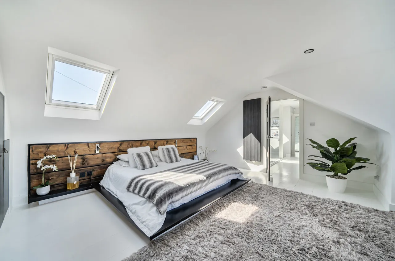 Molesey Avenue, West Molesey, KT8, photo 9