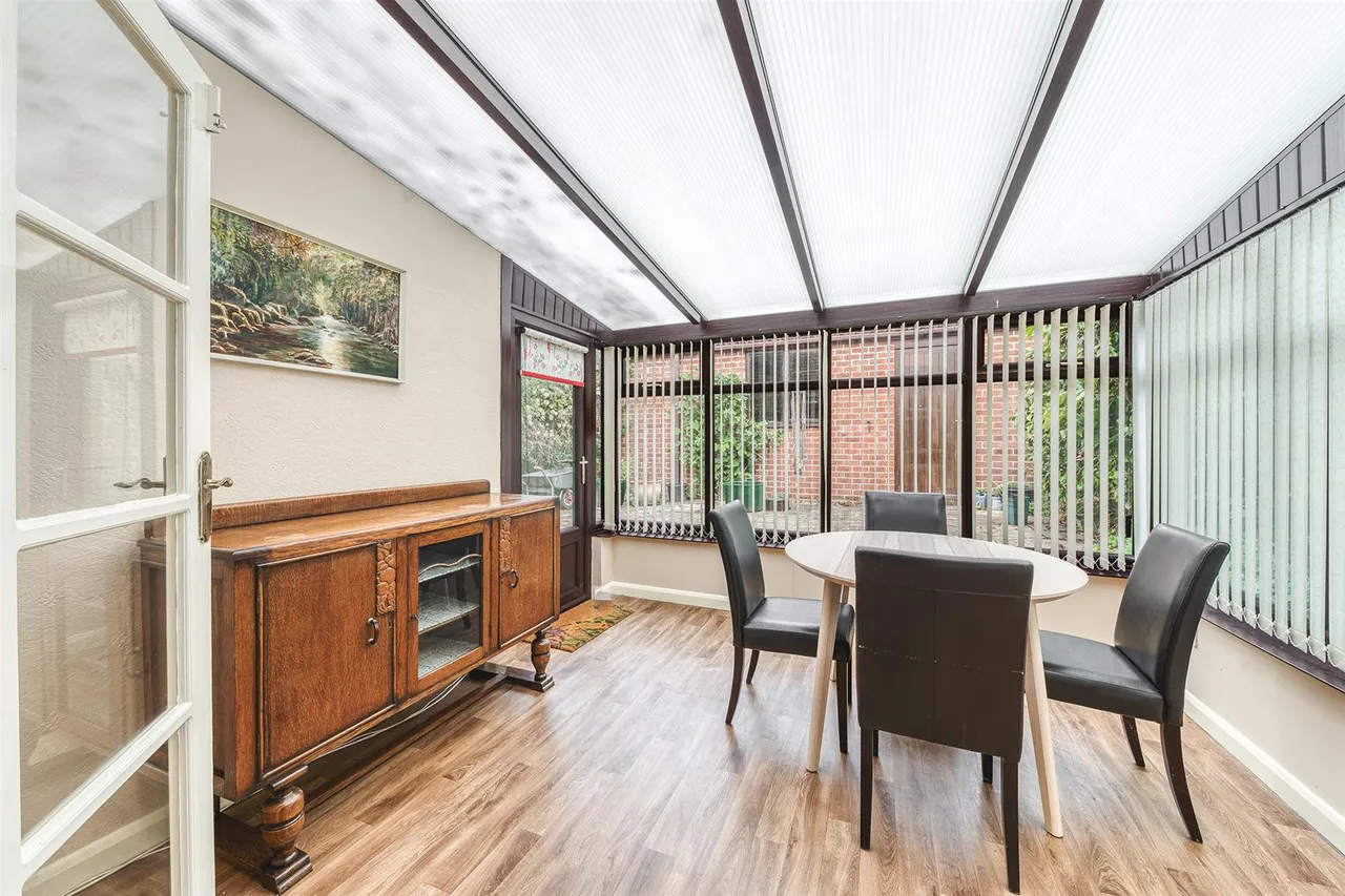 Bath Road, Mickleover, photo 15