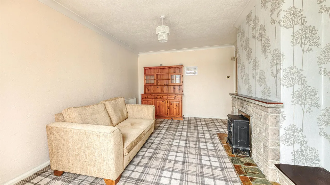 Bath Road, Mickleover, photo 14