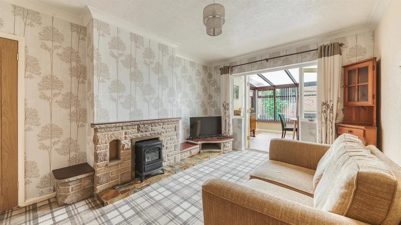 Bath Road, Mickleover, photo 12