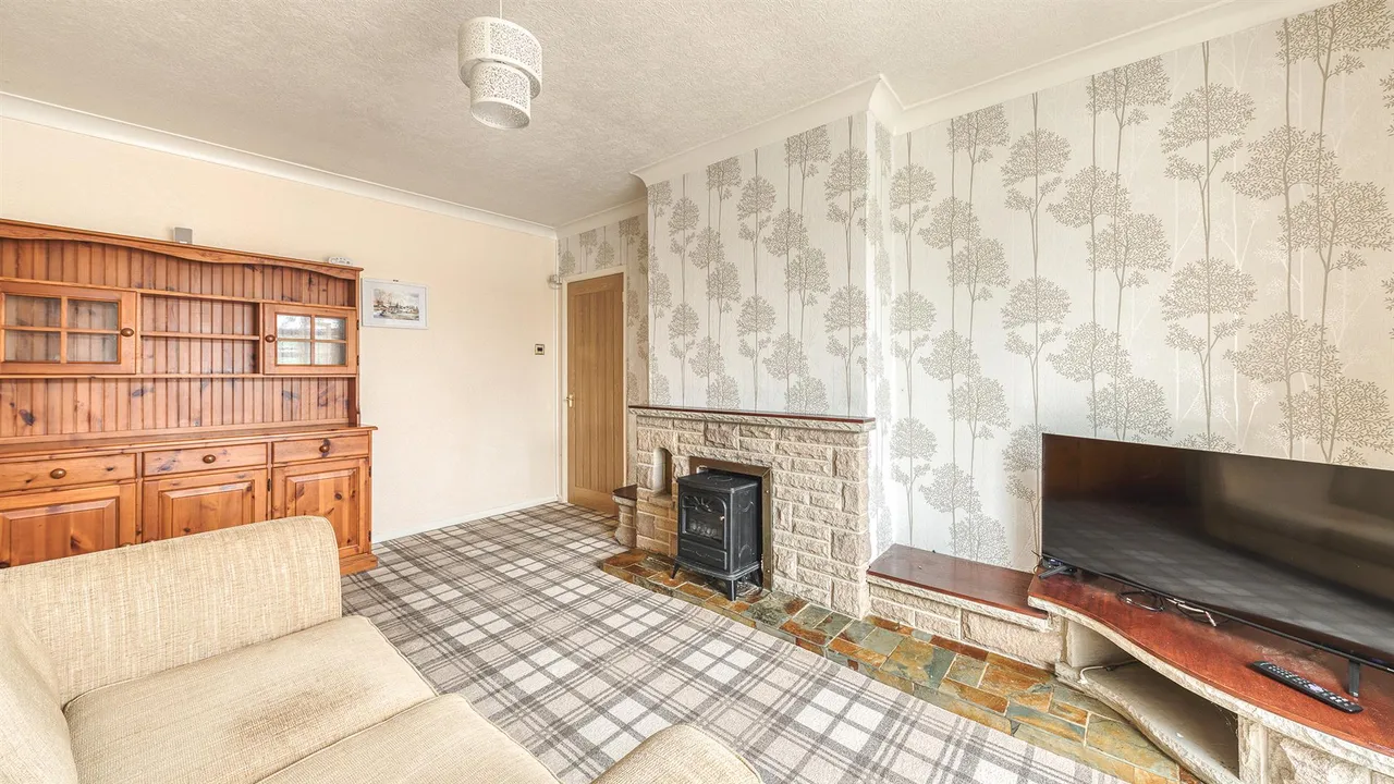 Bath Road, Mickleover, photo 13