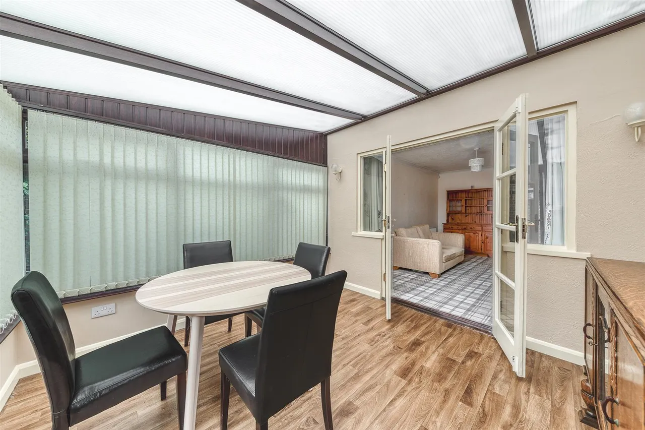 Bath Road, Mickleover, photo 17
