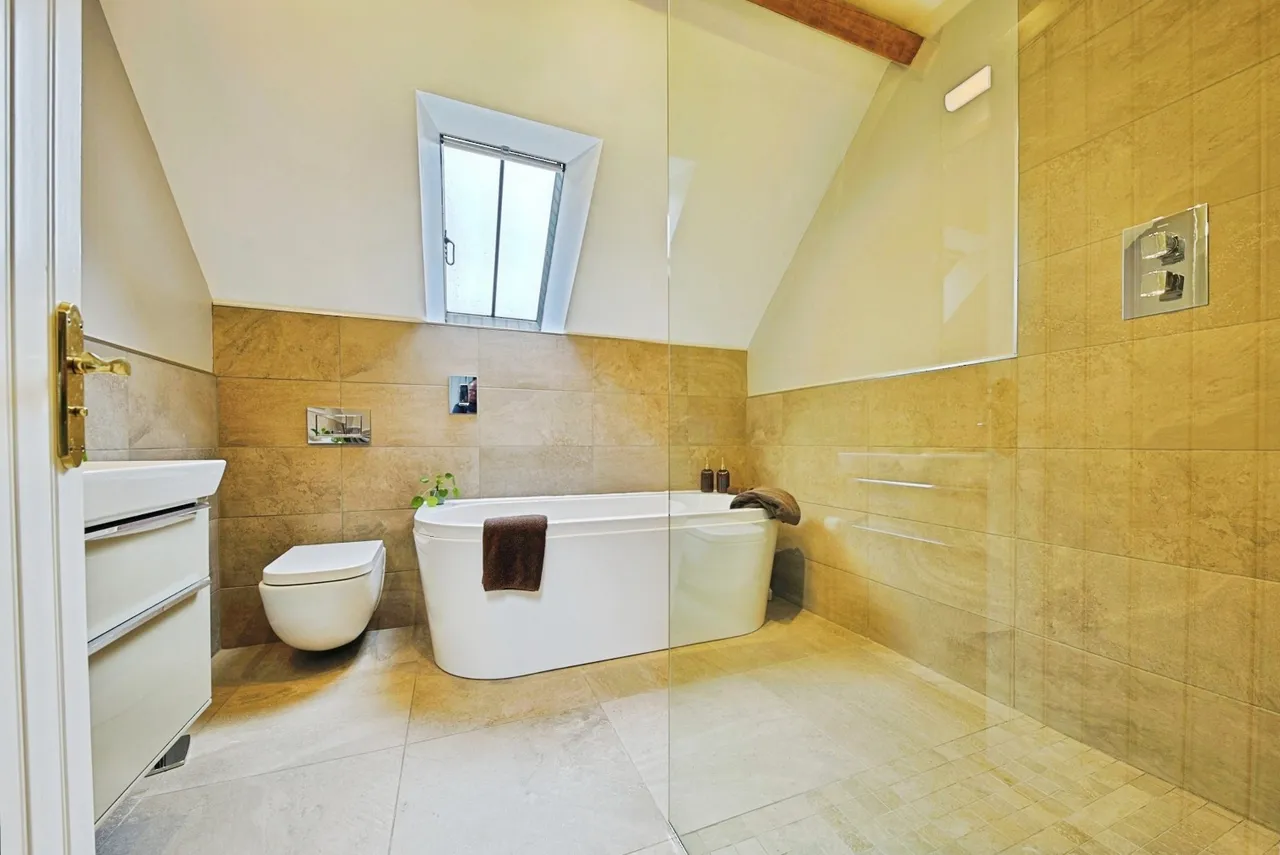 South Lawn Way, Melton, HU14, photo 22