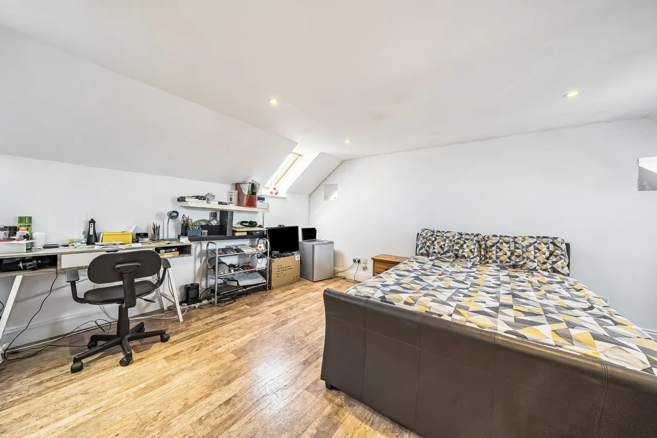 Mill Road, DA8, photo 16