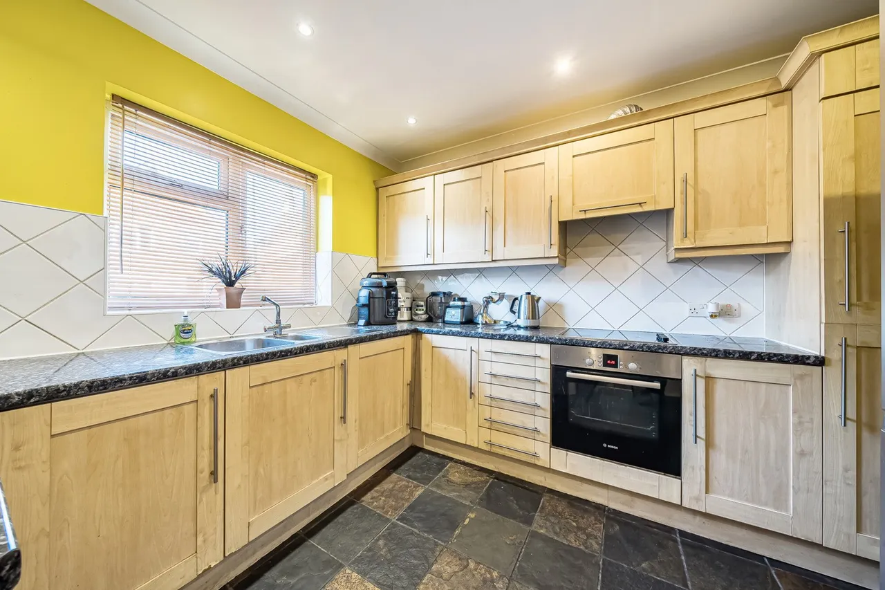 Mill Road, DA8, photo 3