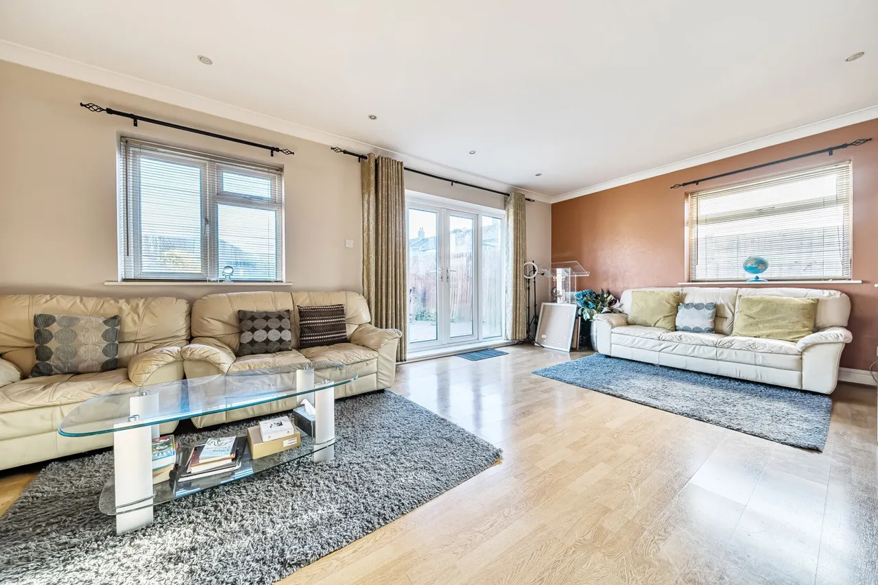 Mill Road, DA8, photo 2