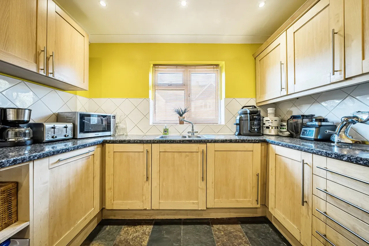 Mill Road, DA8, photo 19
