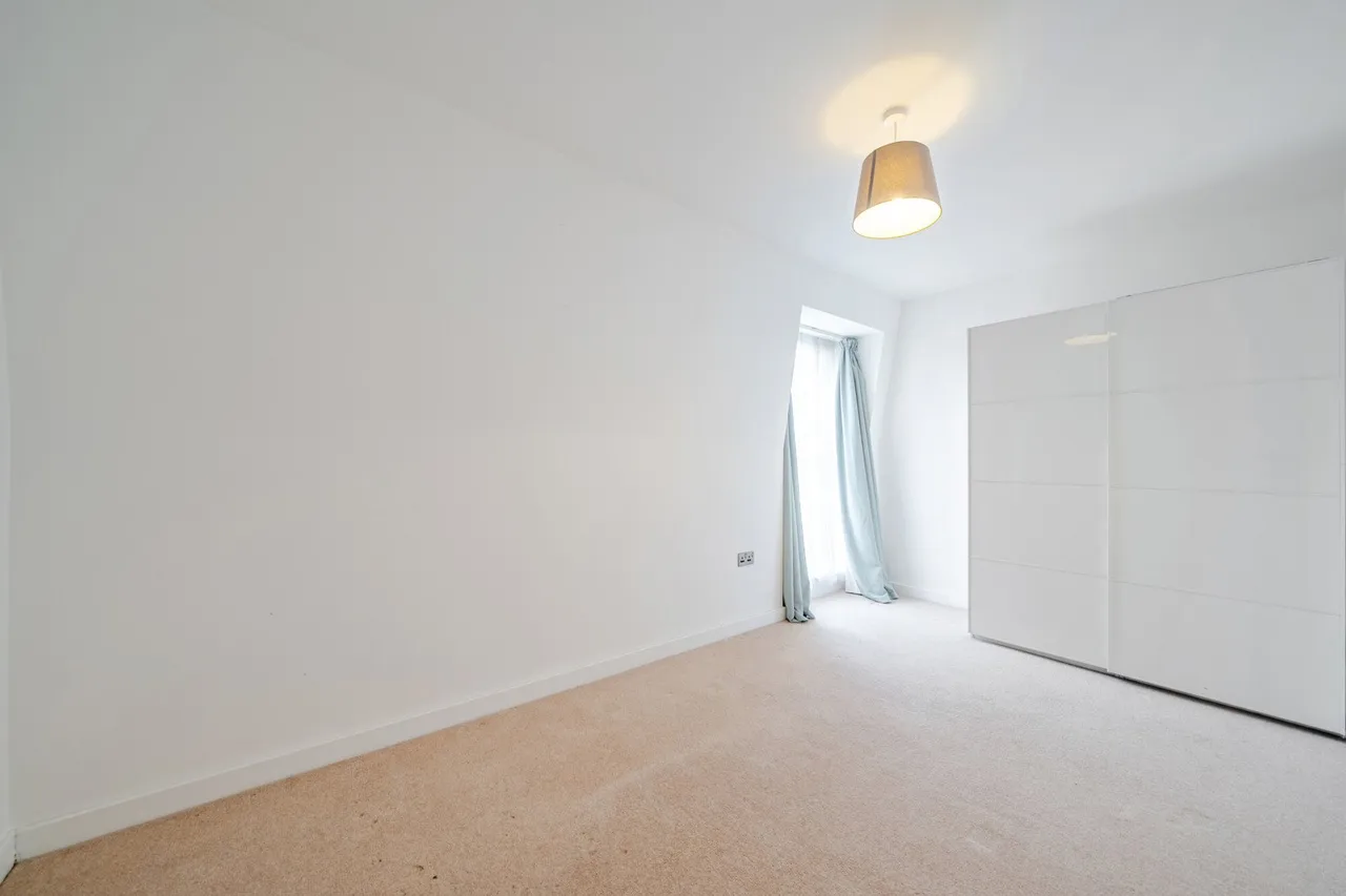 2 Moy Lane, SE18, photo 10