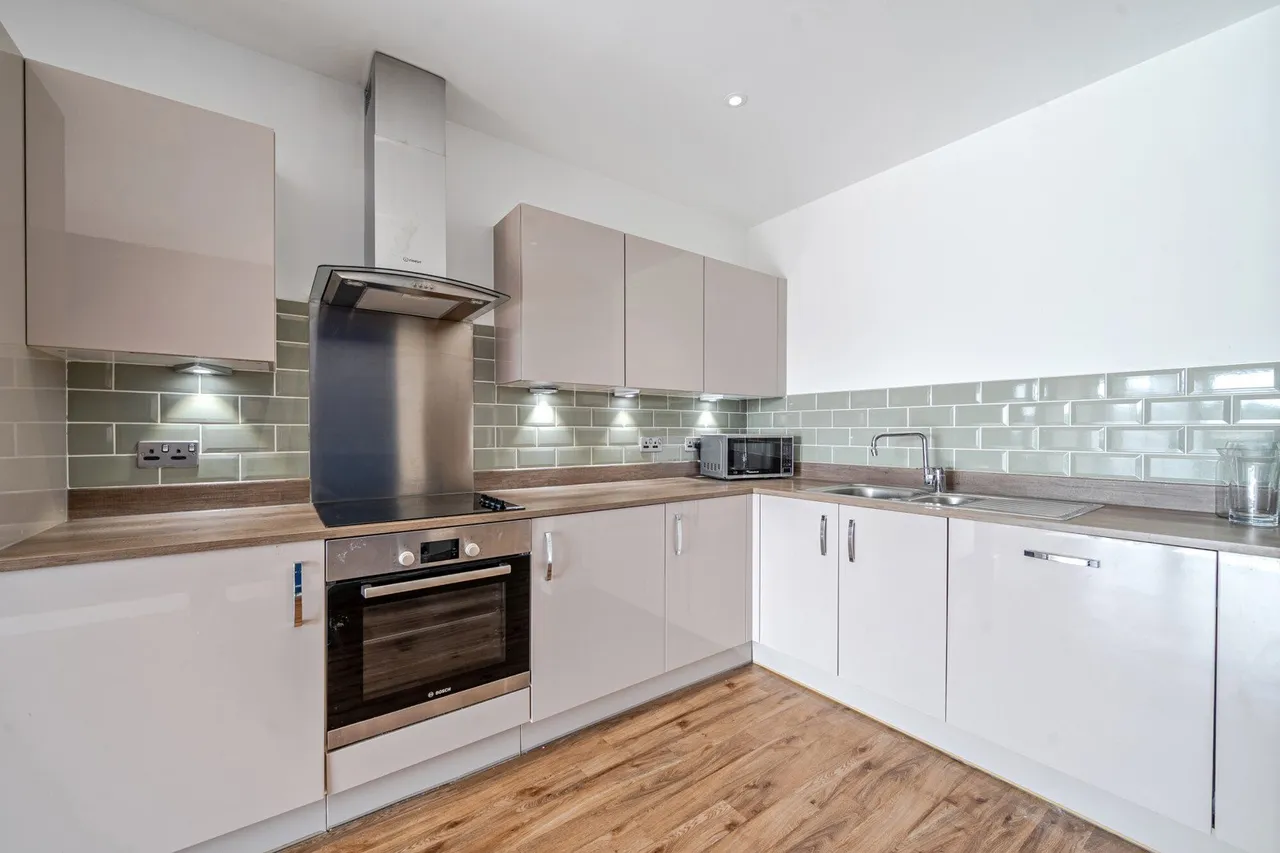 2 Moy Lane, SE18, photo 12