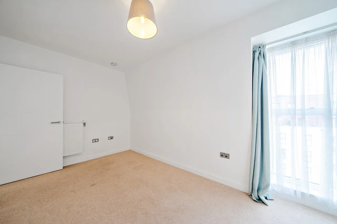 2 Moy Lane, SE18, photo 11