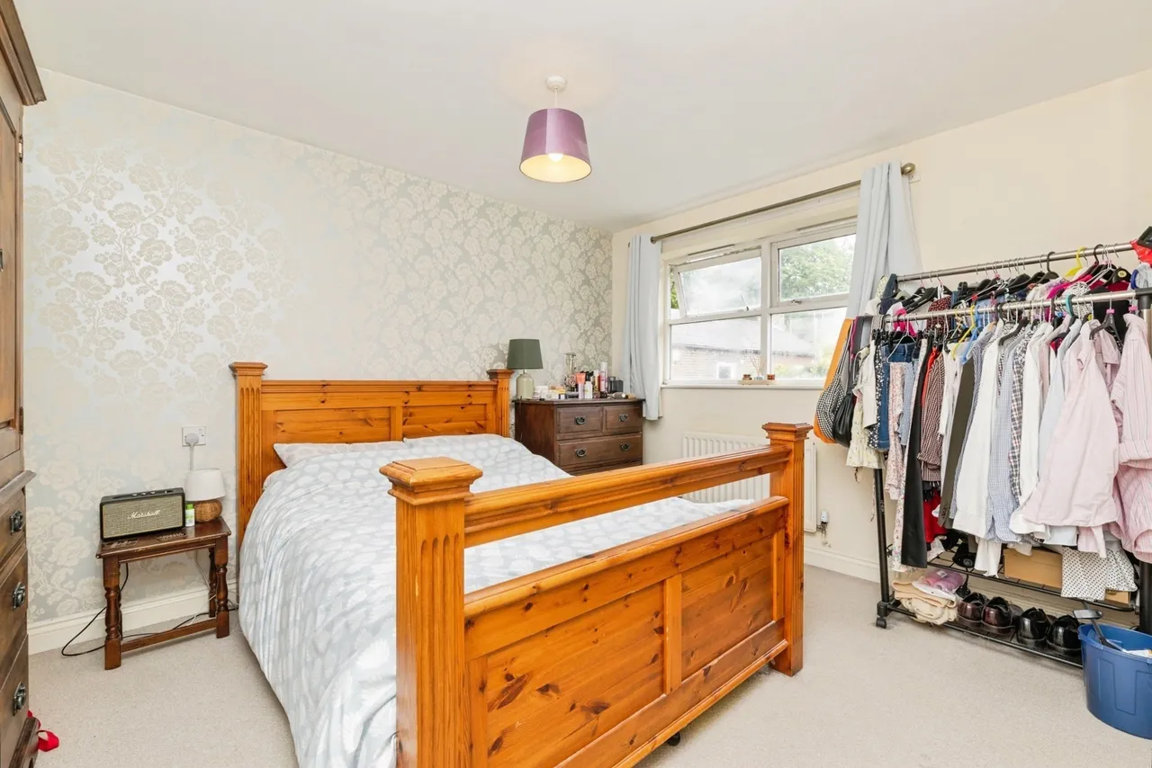 St. Giles Close, Gilesgate, Durham, DH1, photo 13