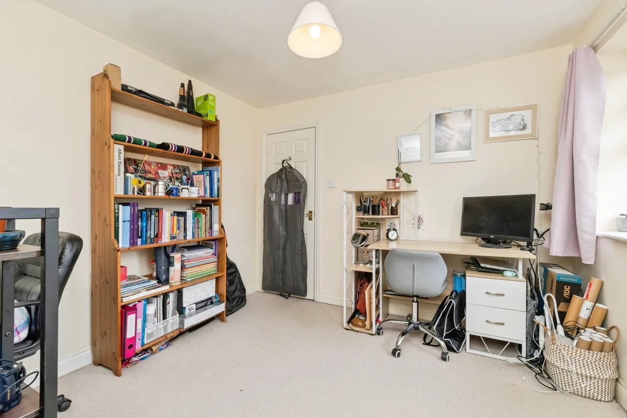 St. Giles Close, Gilesgate, Durham, DH1, photo 18
