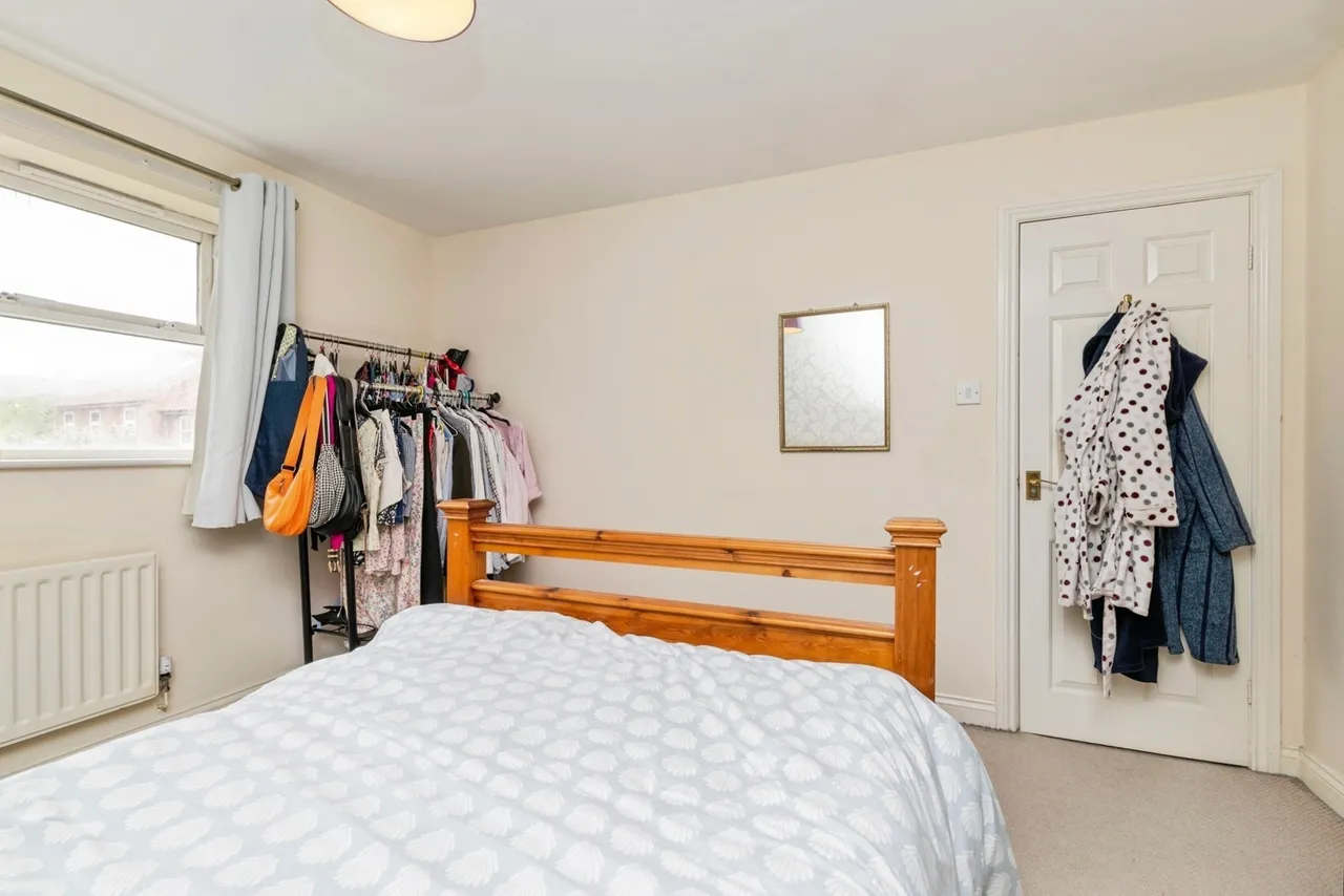 St. Giles Close, Gilesgate, Durham, DH1, photo 15