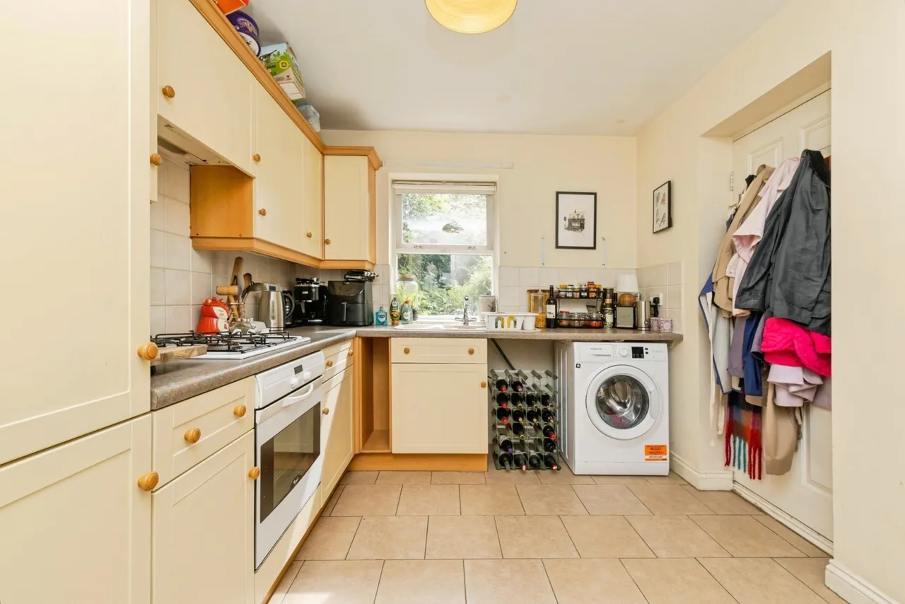 St. Giles Close, Gilesgate, Durham, DH1, photo 7
