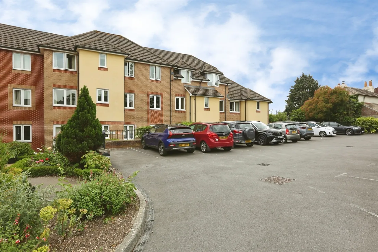 Trinity Street, Fareham, PO16, photo 18
