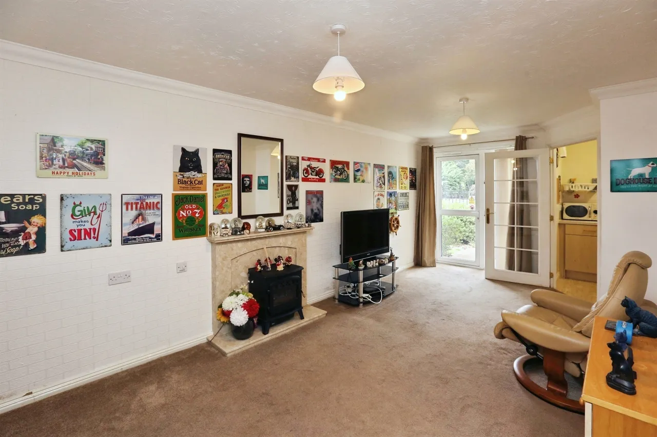 Trinity Street, Fareham, PO16, photo 3