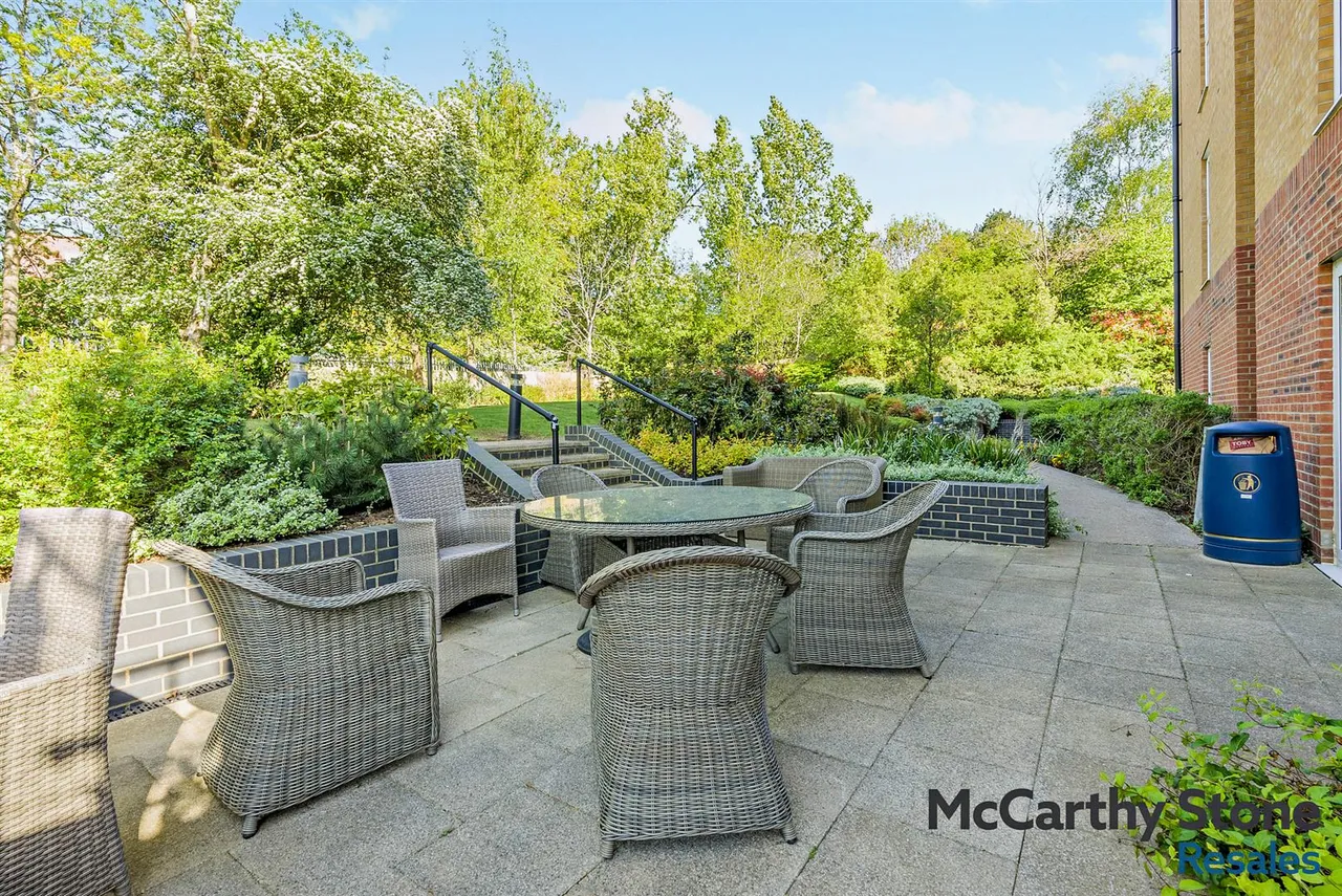 Studio Way, Borehamwood, WD6, photo 8