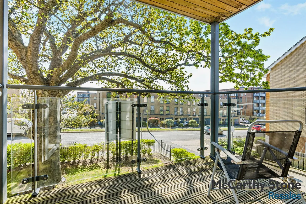 Studio Way, Borehamwood, WD6, photo 2