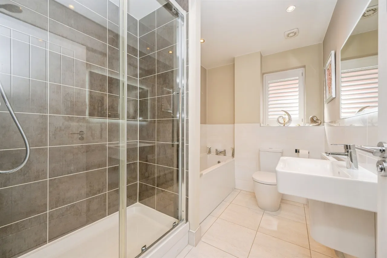 George Rodgers Close, Hulland Ward, DE6, photo 28