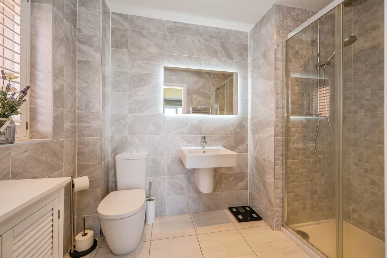 George Rodgers Close, Hulland Ward, DE6, photo 22