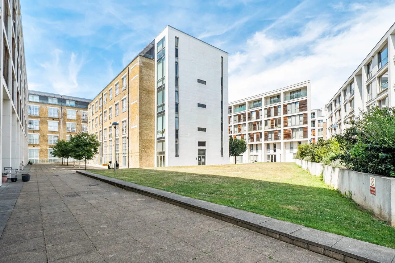 Flat 305, Causton House, London, 13 Printers Road, SW9 0BG, photo 8