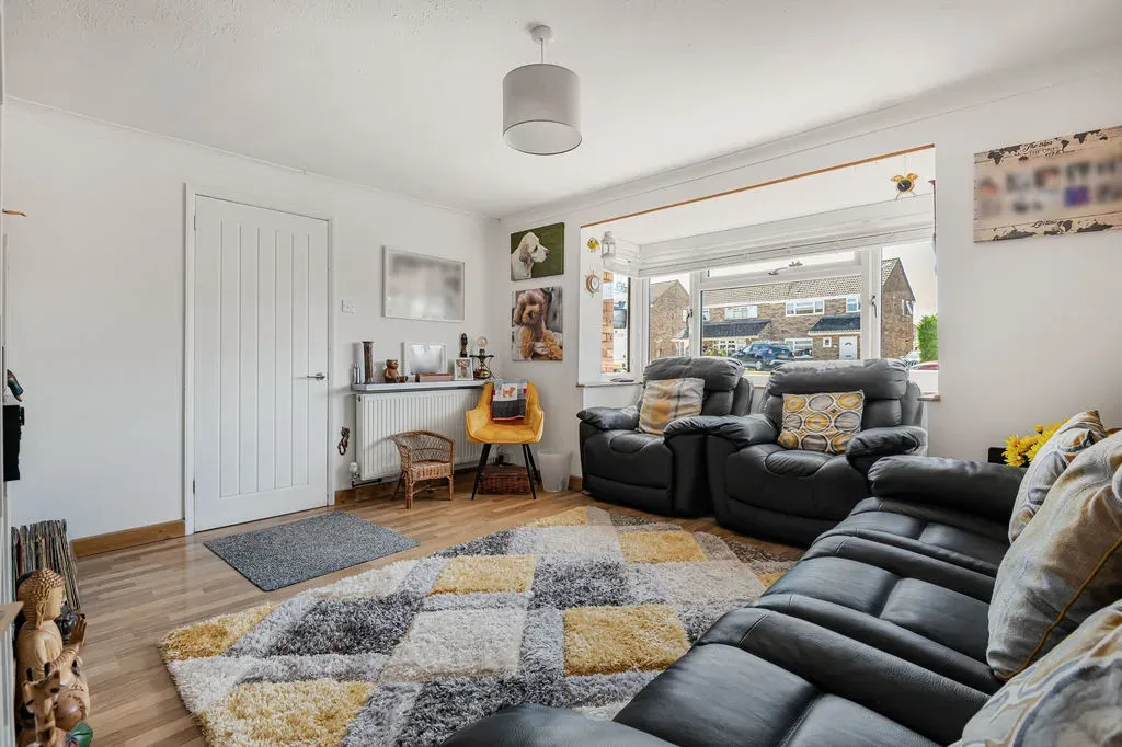 Glastonbury Close, Bletchley, Milton Keynes, Buckinghamshire, MK3 6LU, photo 3