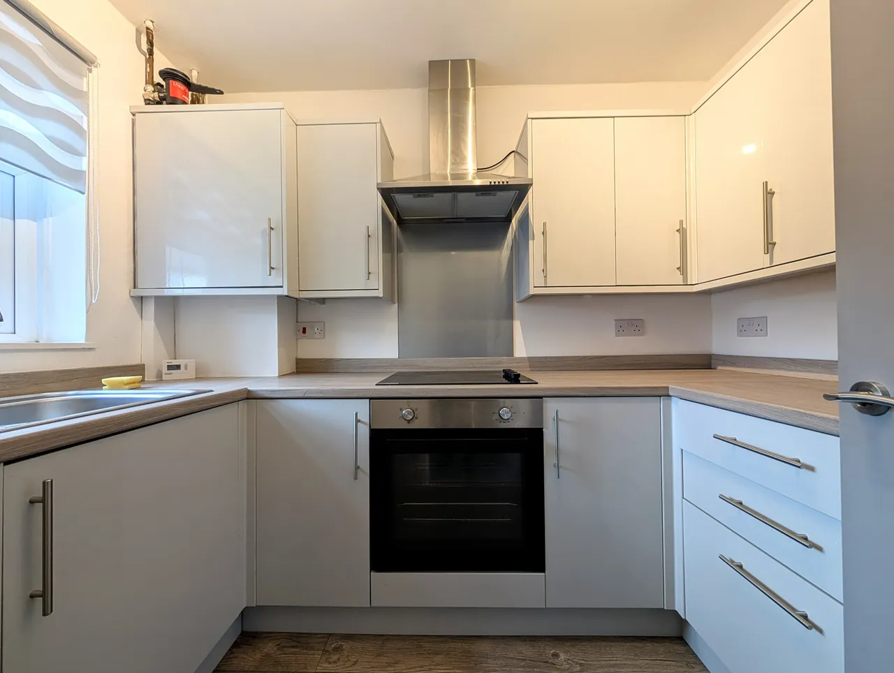 Clos Y Dolydd, Beddau, CF38, photo 2