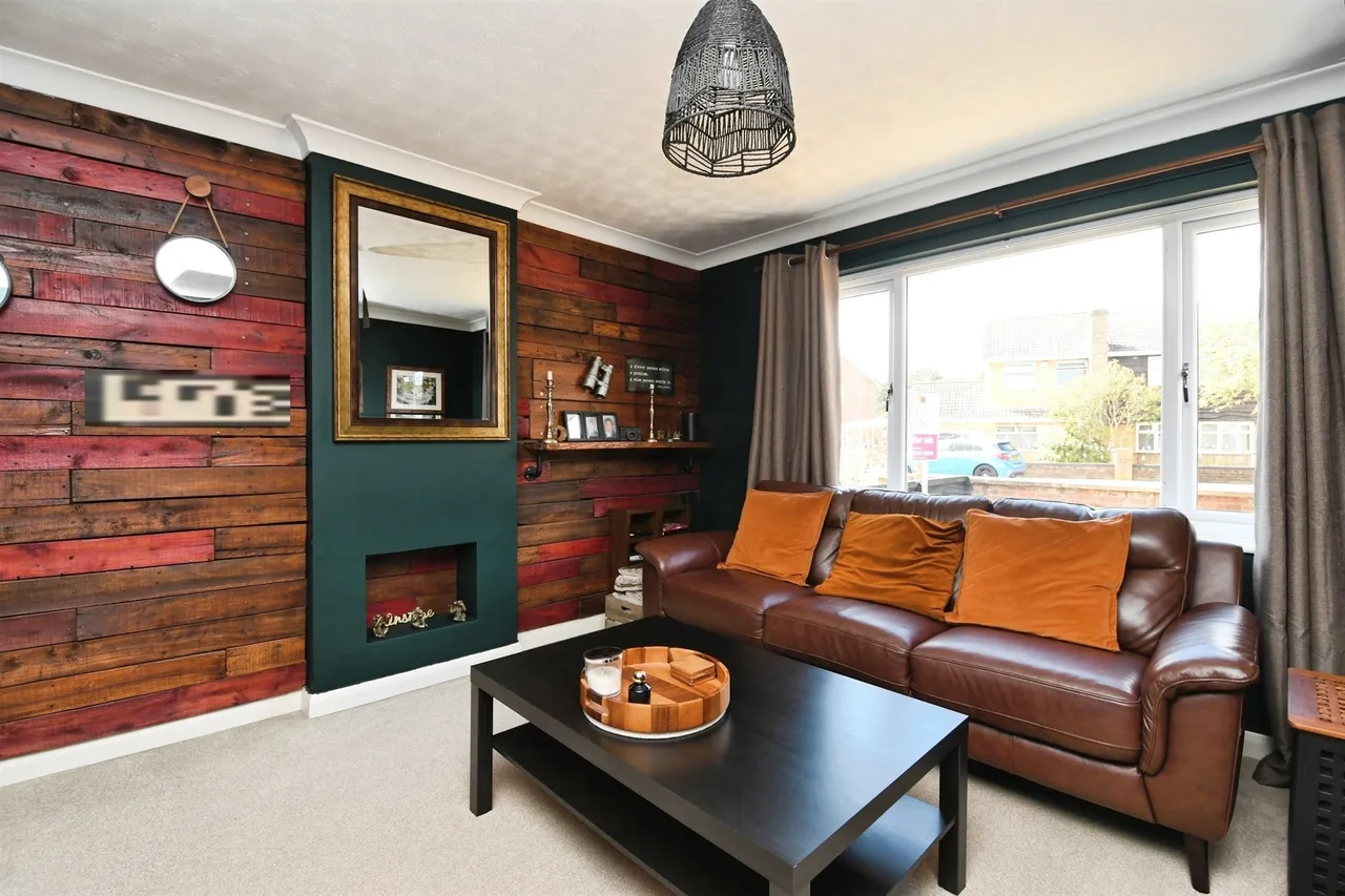 Weymouth Crescent, Scunthorpe, photo 3
