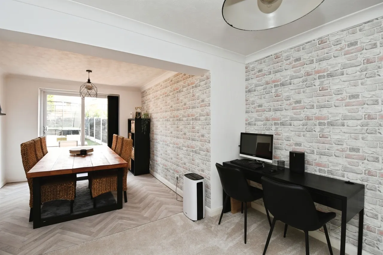 Weymouth Crescent, Scunthorpe, photo 7