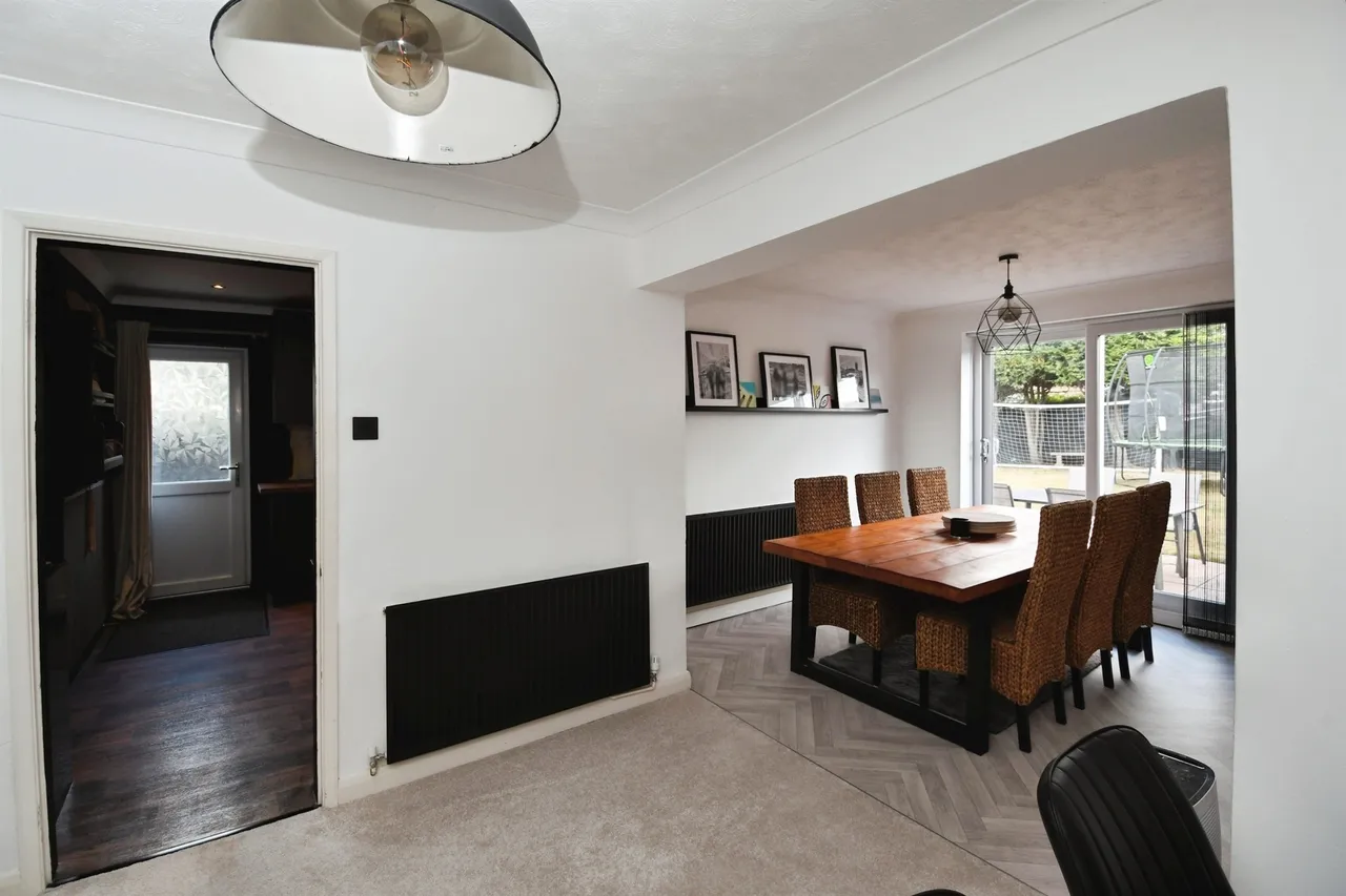 Weymouth Crescent, Scunthorpe, photo 6