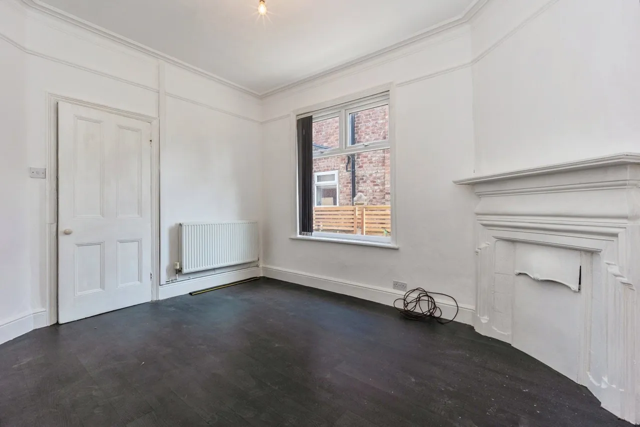Trinity Avenue, Sale, Greater Manchester, M33, photo 5
