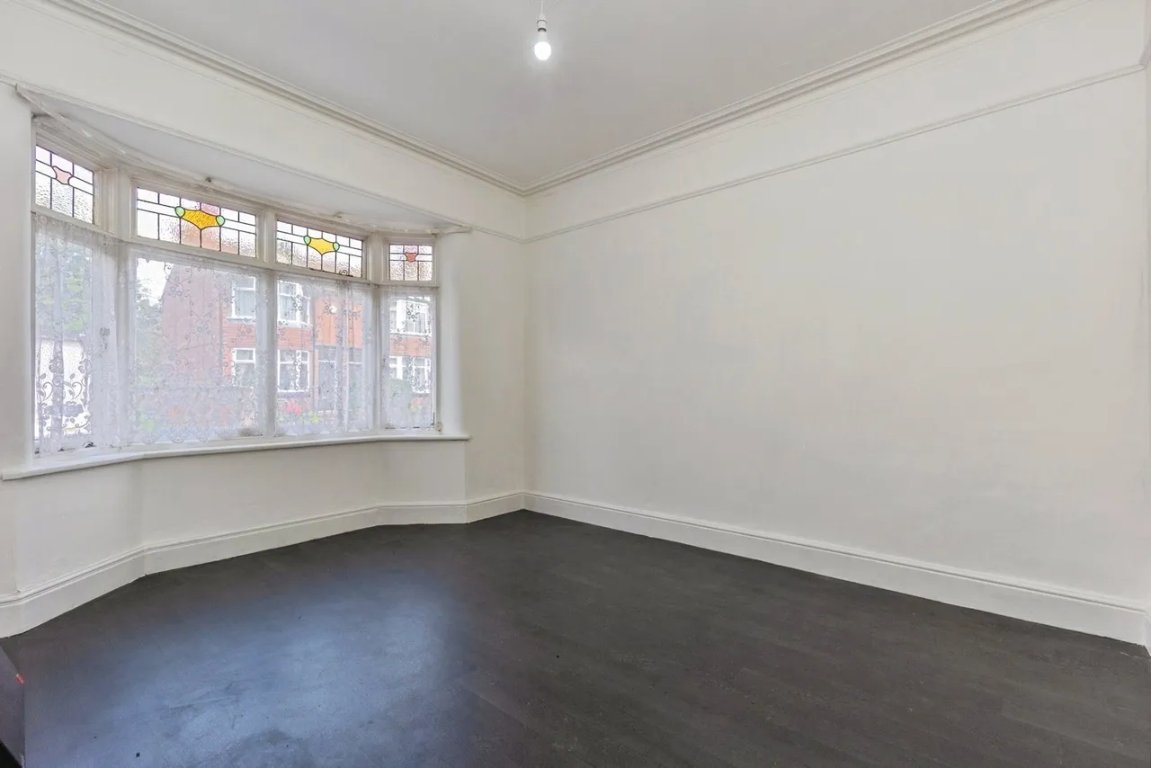 Trinity Avenue, Sale, Greater Manchester, M33, photo 4
