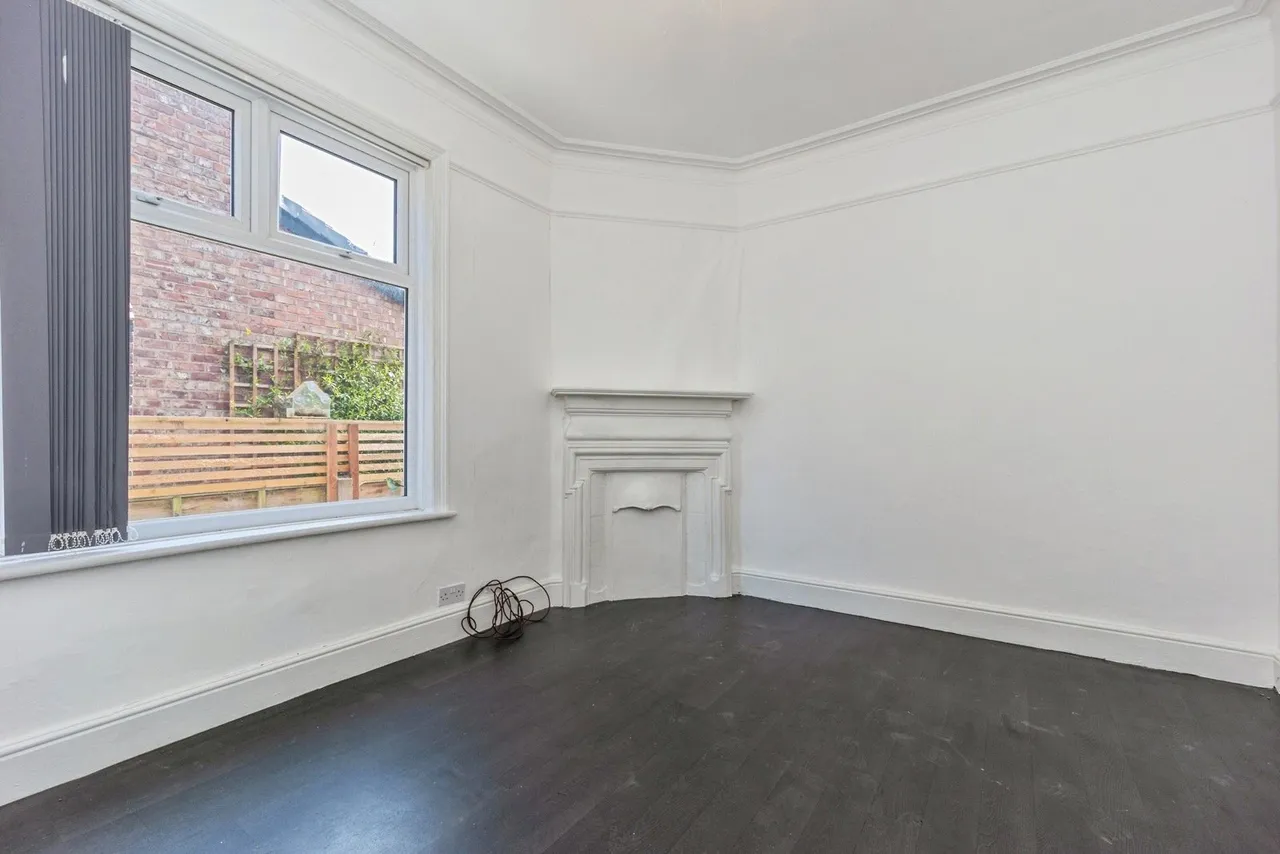 Trinity Avenue, Sale, Greater Manchester, M33, photo 6