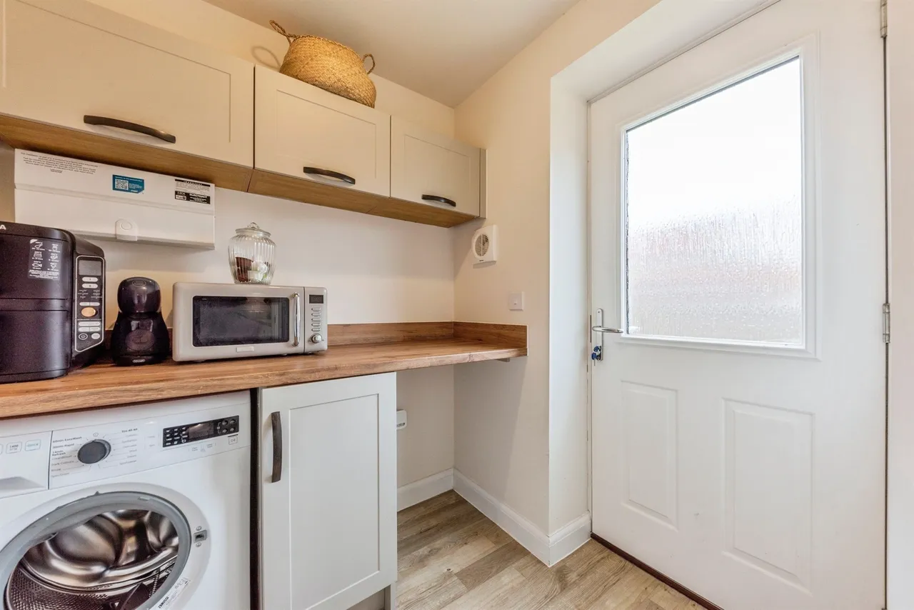 Honeywood Drive, Corby Glen, NG33, photo 8