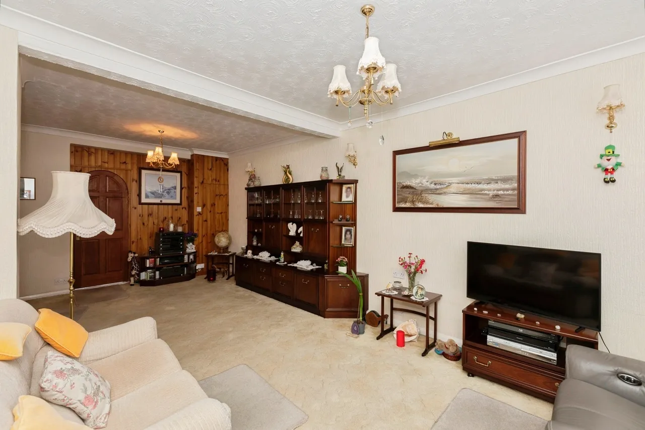 Saltash Road, Ilford, IG6, photo 4