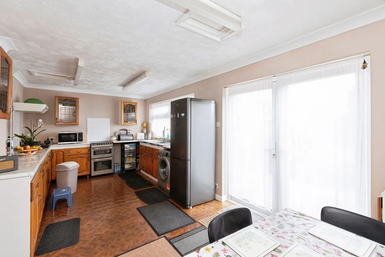 Saltash Road, Ilford, IG6, photo 8