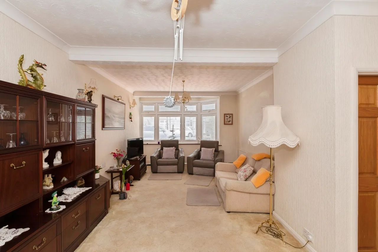 Saltash Road, Ilford, IG6, photo 5