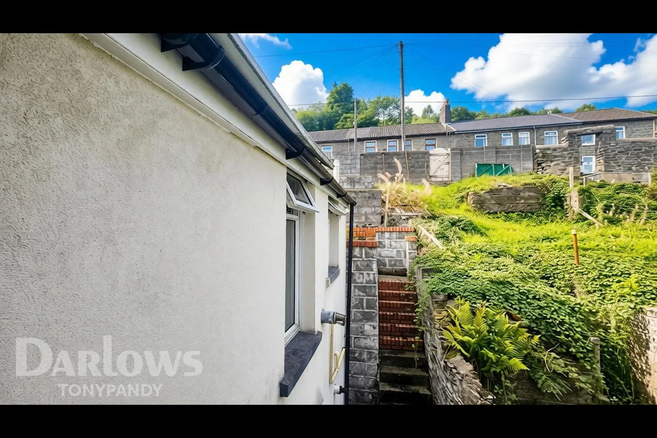 Brynteg Terrace, Ferndale, CF43, photo 4