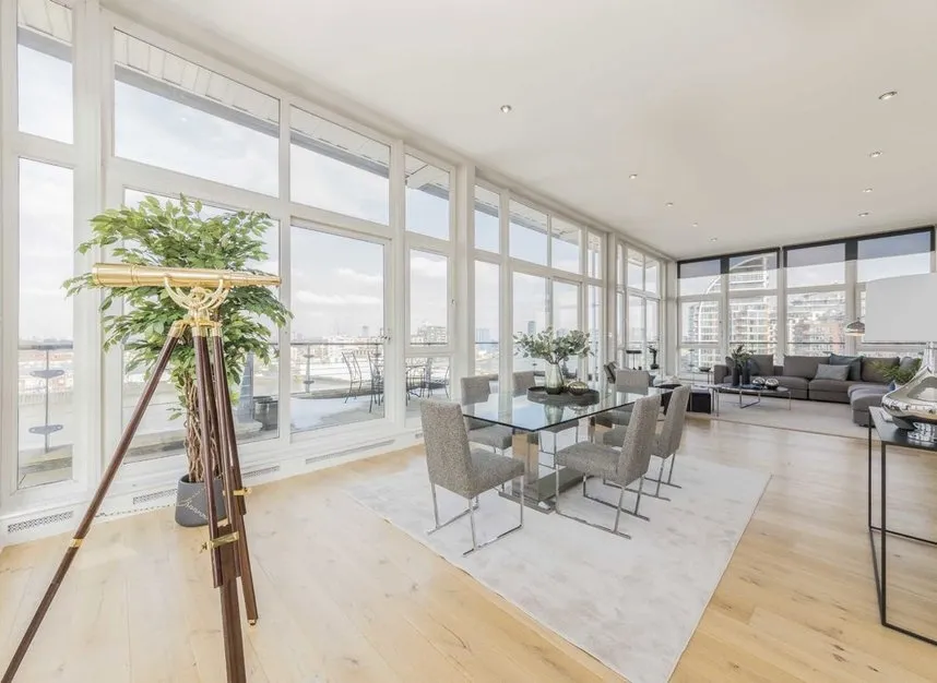 3 bed flat to rent — Smugglers Way, Wandsworth, SW18