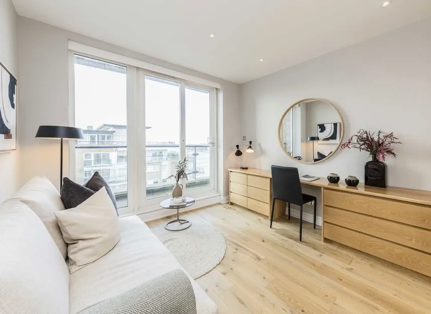 Smugglers Way, Wandsworth, SW18, photo 5
