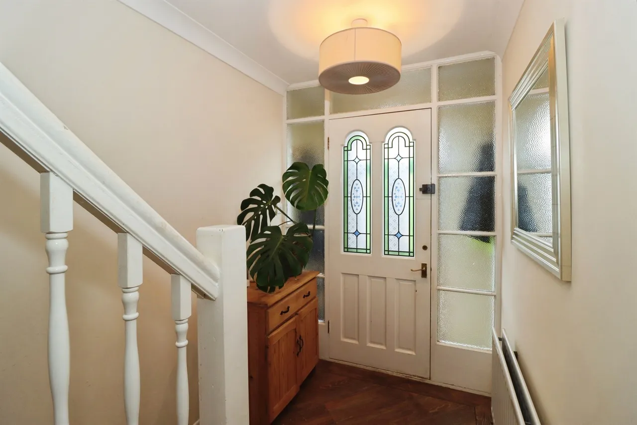 Bromley Heath Road, Downend, BS16, photo 3