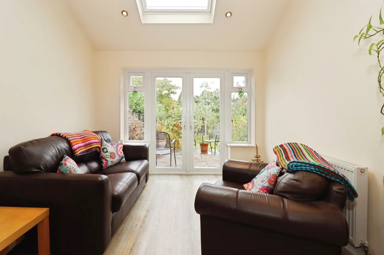 Bromley Heath Road, Downend, BS16, photo 10