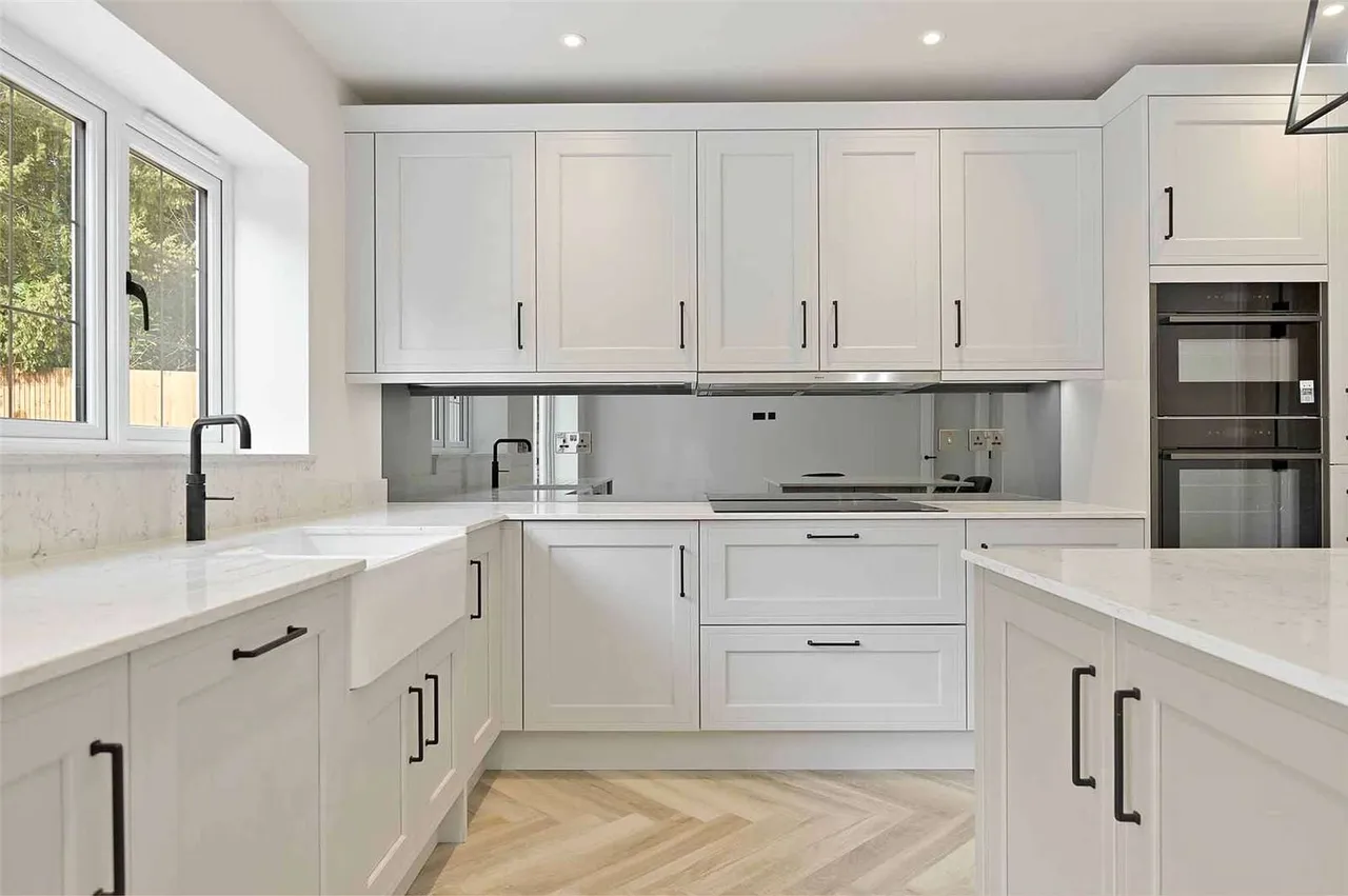 Lime Walk, Pinkneys Green, Berkshire, SL6 6QB, photo 3
