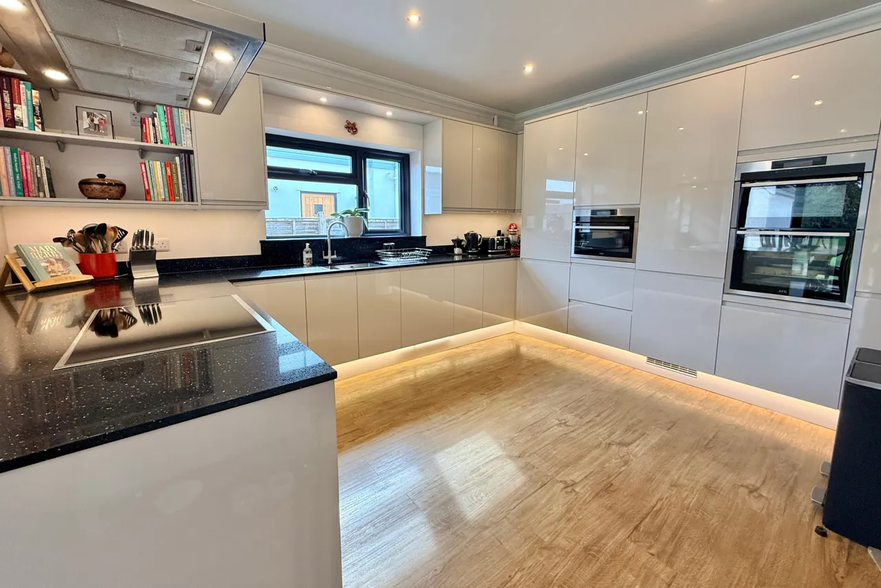 Lumby Drive, Poulner, photo 9