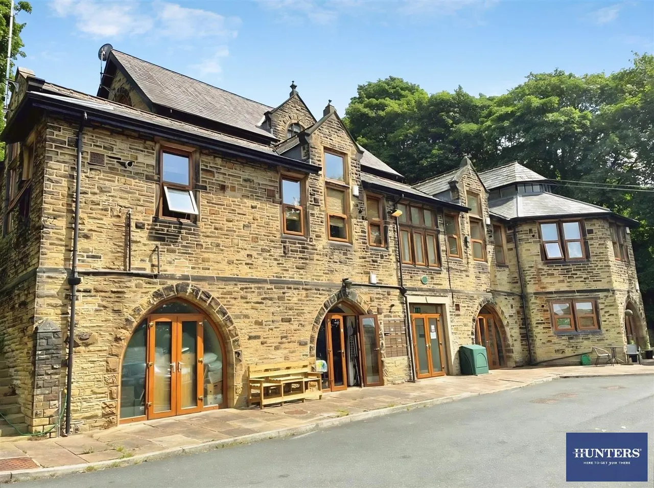 1 bed flat for sale — Beaconsfield House, Off Bennett Lane, Halifax